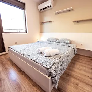  Apartament Bright 1bdr With A Balcony Bulgaria
