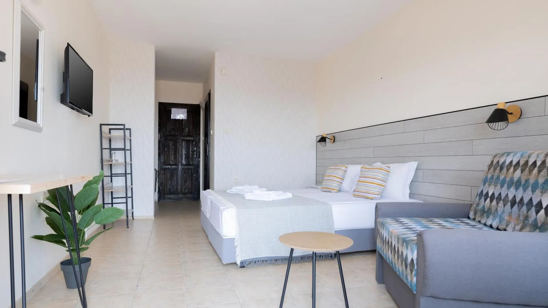 Villa Sol Sunny Beach 0*,
